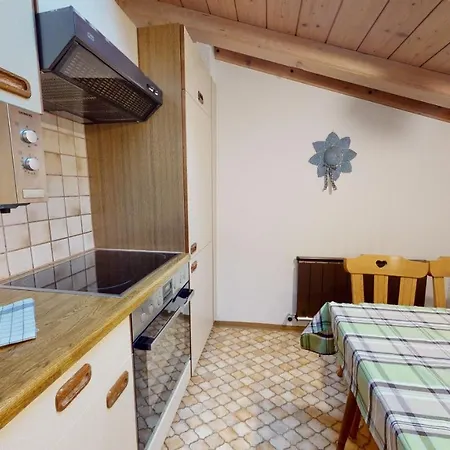 Alpenstern Apartment *